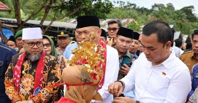 Pemerintah Kabupaten Bengkulu Tengah menggelar acara syukuran sebagai bentuk rasa syukur dan apresiasi atas selesainya peningkatan infrastruktur jalan Provinsi Bengkulu yang menghubungkan Kelindang, Lubuk Unen, dan Susup.Kecamatan Merigi Kelindang, pada Selasa (09/12/2025),foto;[Istimewa]