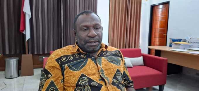 Cundrat Creuw. (FOTO: Mboik Cepos)