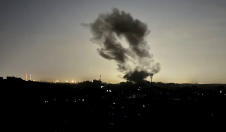 Israel masih tetap serang Gaza dan langgar gencatan senjata. Foto: Anadolu