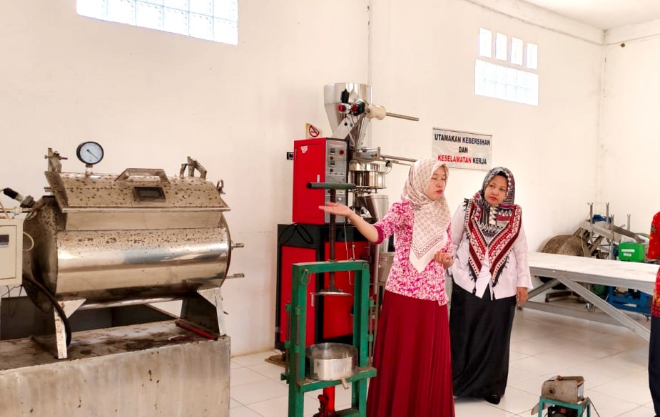 Usaha masyarakat Kabupaten Kaur