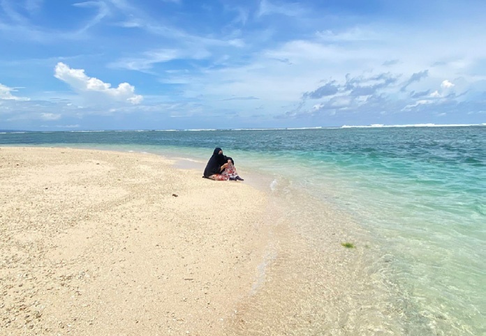 Pantai Laguna Kabupaten Kaur