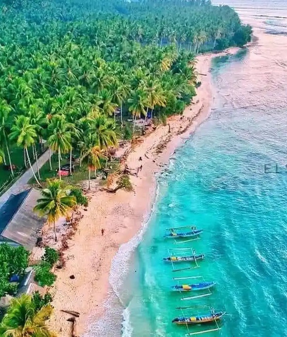 Wisata Pantai Pengubaian