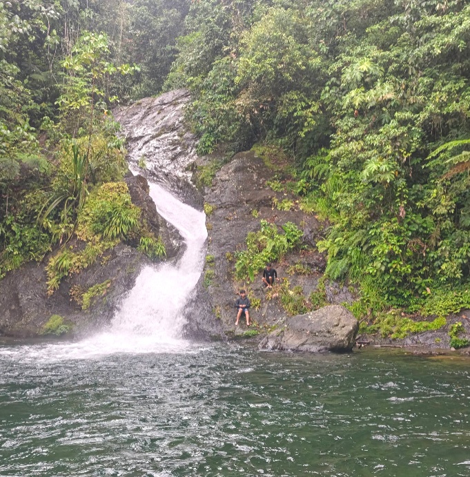Air Terjun Batu Rigis