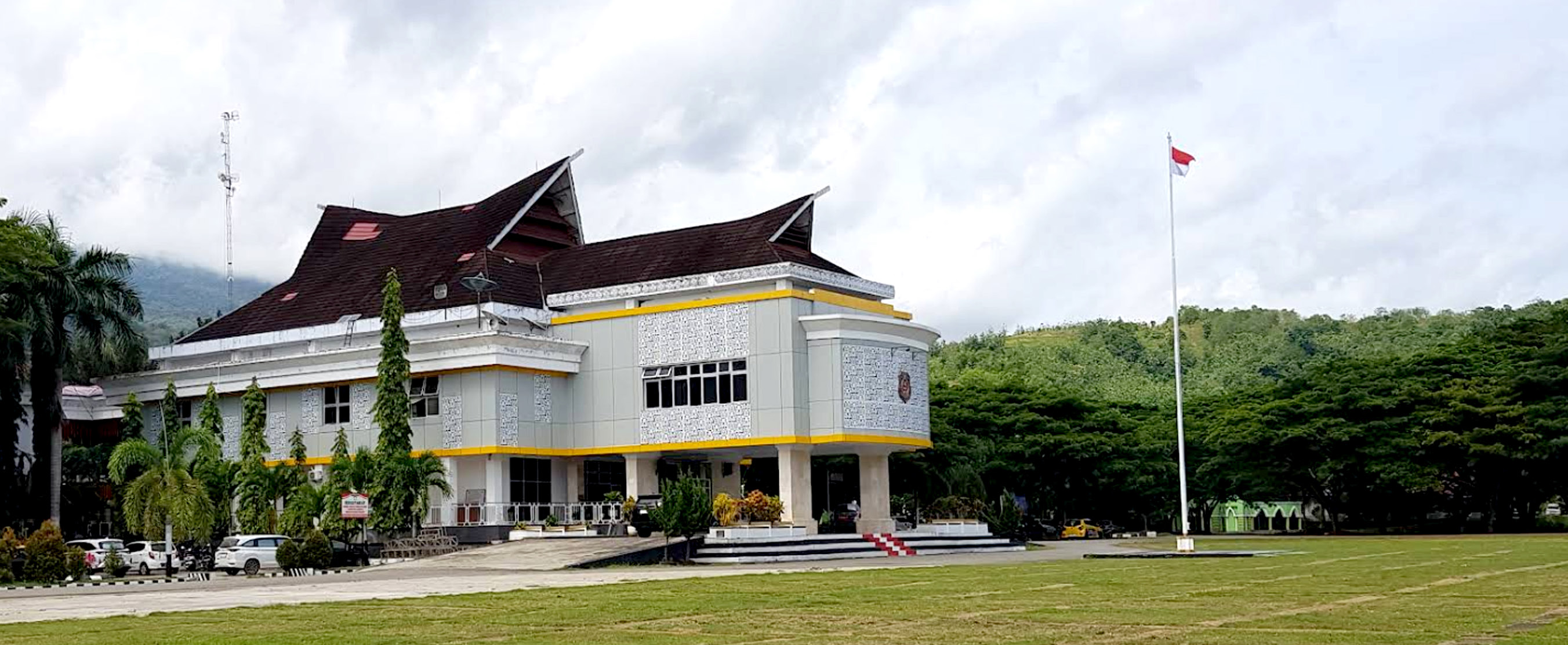 Gedung Pemerintahan Kabupaten Bombana