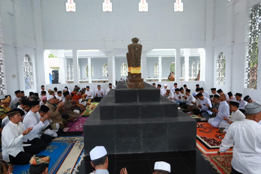 Makam Sultan Siak