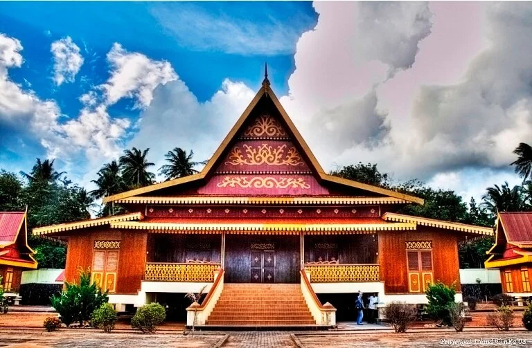 Rumah Adat Melayu